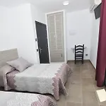 Pensión Maria Jose 3*