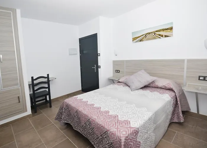 Maria Jose Πανσιόν