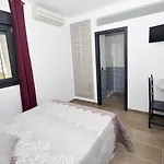 Casa de hóspedes Maria Jose 3*