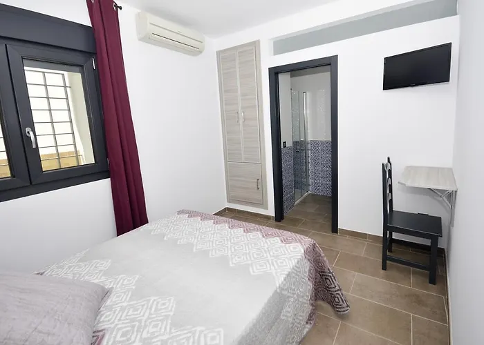 Pensión Maria Jose 4*